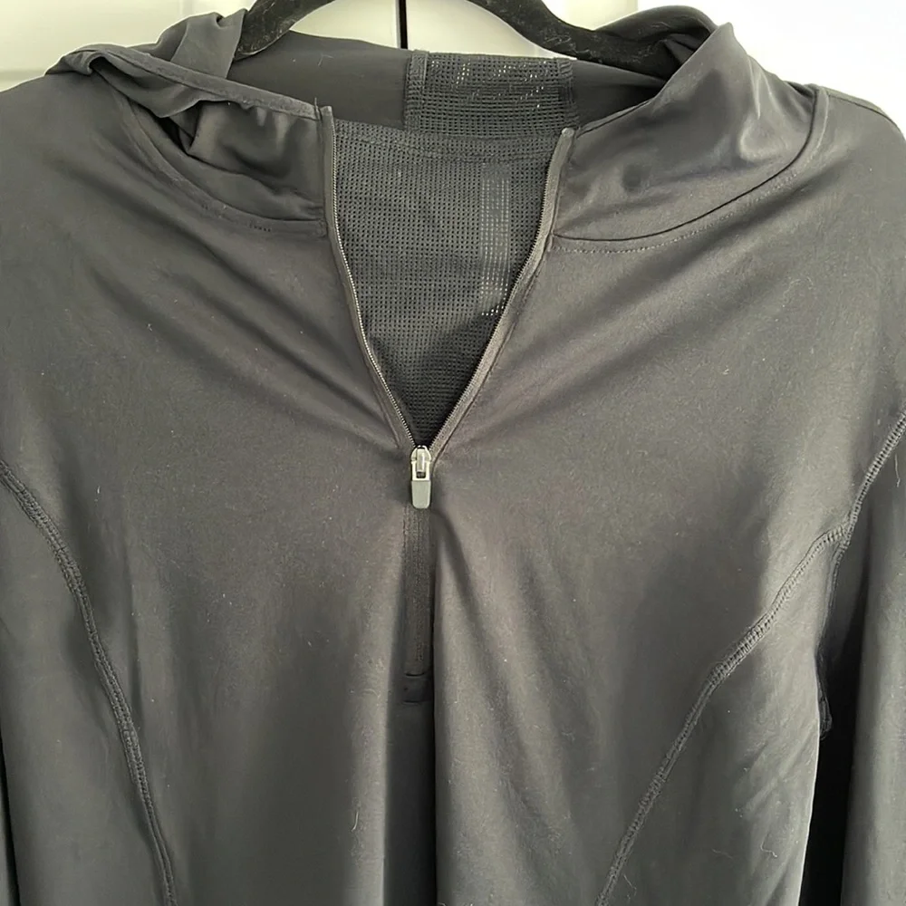 Fabletics Jacket - Picture 2 of 5